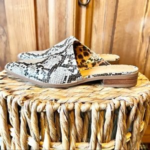 Crown Vintage Snakeskin Macaria Slip On Mules Size 7.5